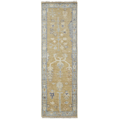 Carrington Wool Oriental Area Rug in Gold