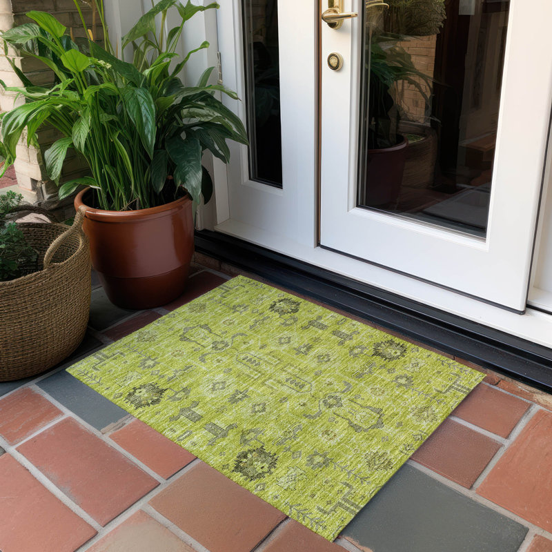 Killingly Washable Oriental Indoor / Outdoor Rug, Rectangle 1'8" x 2'6"