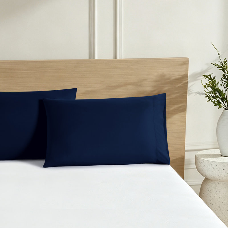 Taie d'oreiller en microfibre douce - Basics by Wayfair ™, Standard, Bleu marine