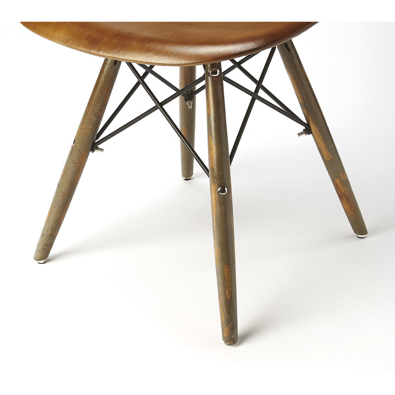 Chaise d'appoint en cuir brun moyen