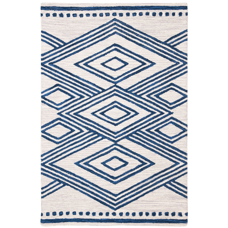 Vedika Hand Tufted Wool Southwestern Rug