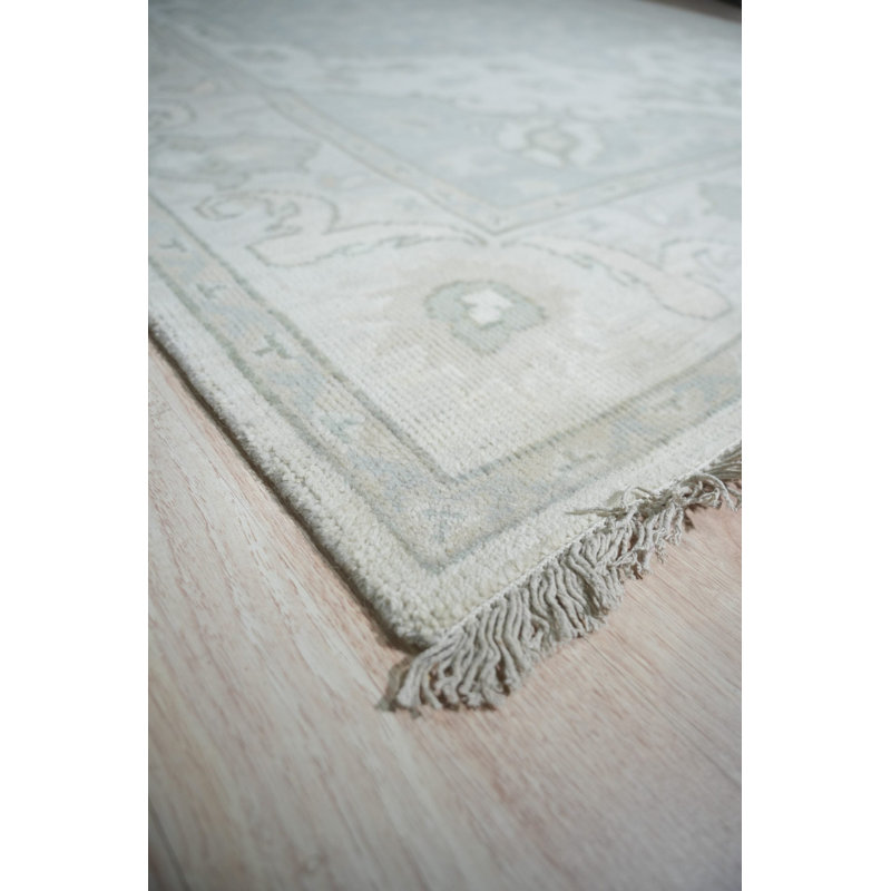 Hand Knotted Wool Floral Area Rug