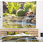 Tapisserie paysage vert lac et plantes-28491552