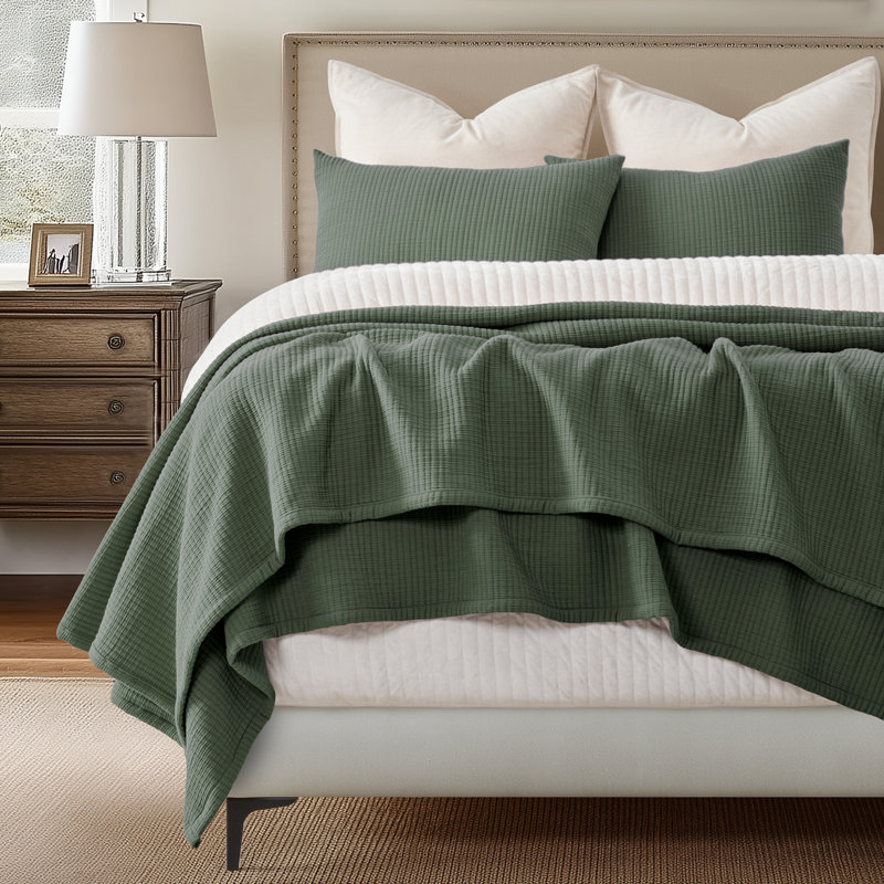 Solid Cotton Gauze Pick-stitch Matelesse Coverlet Bedspread set, Olive Green, King Quilt + 2 King Shams