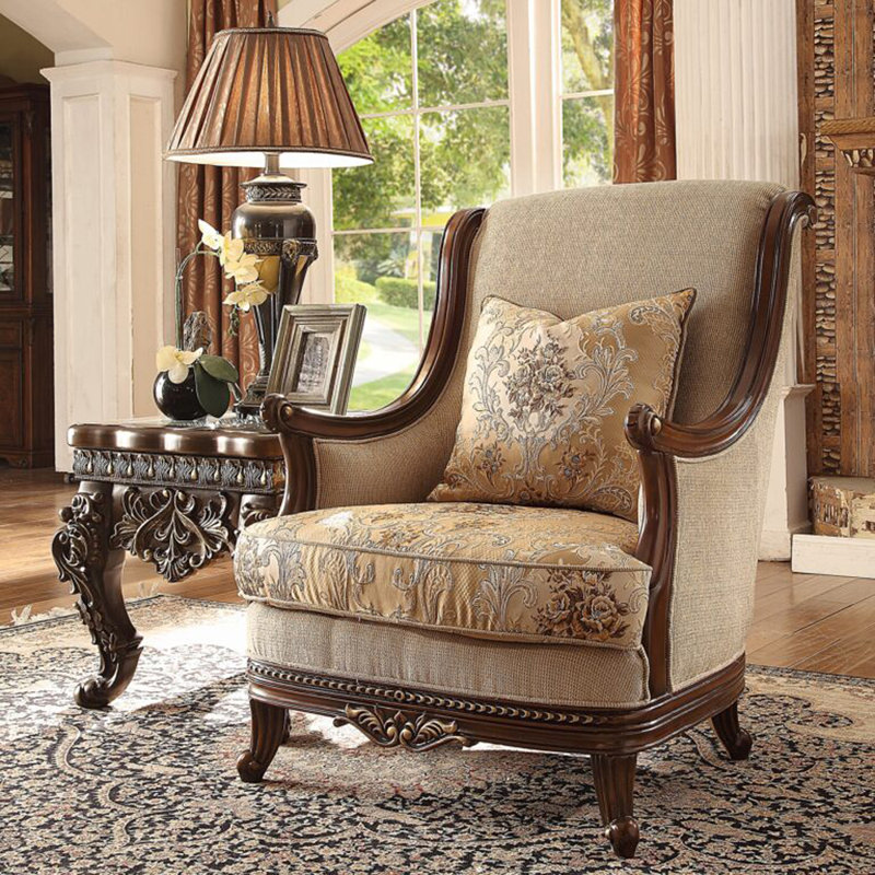 Chaise d'appoint victorienne en noyer sculptée à la main avec coussin