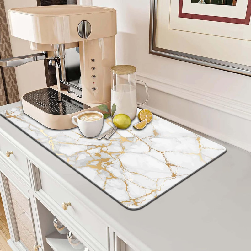 Tapis de vaisselle en marbre blanc pour comptoir de cuisine, tapis de vaisselle doré avec base en caoutchouc antidérapant, tapis d'évier de cuisine absorbant avec décor d'art moderne (1 pièce 18 po x 16 po)