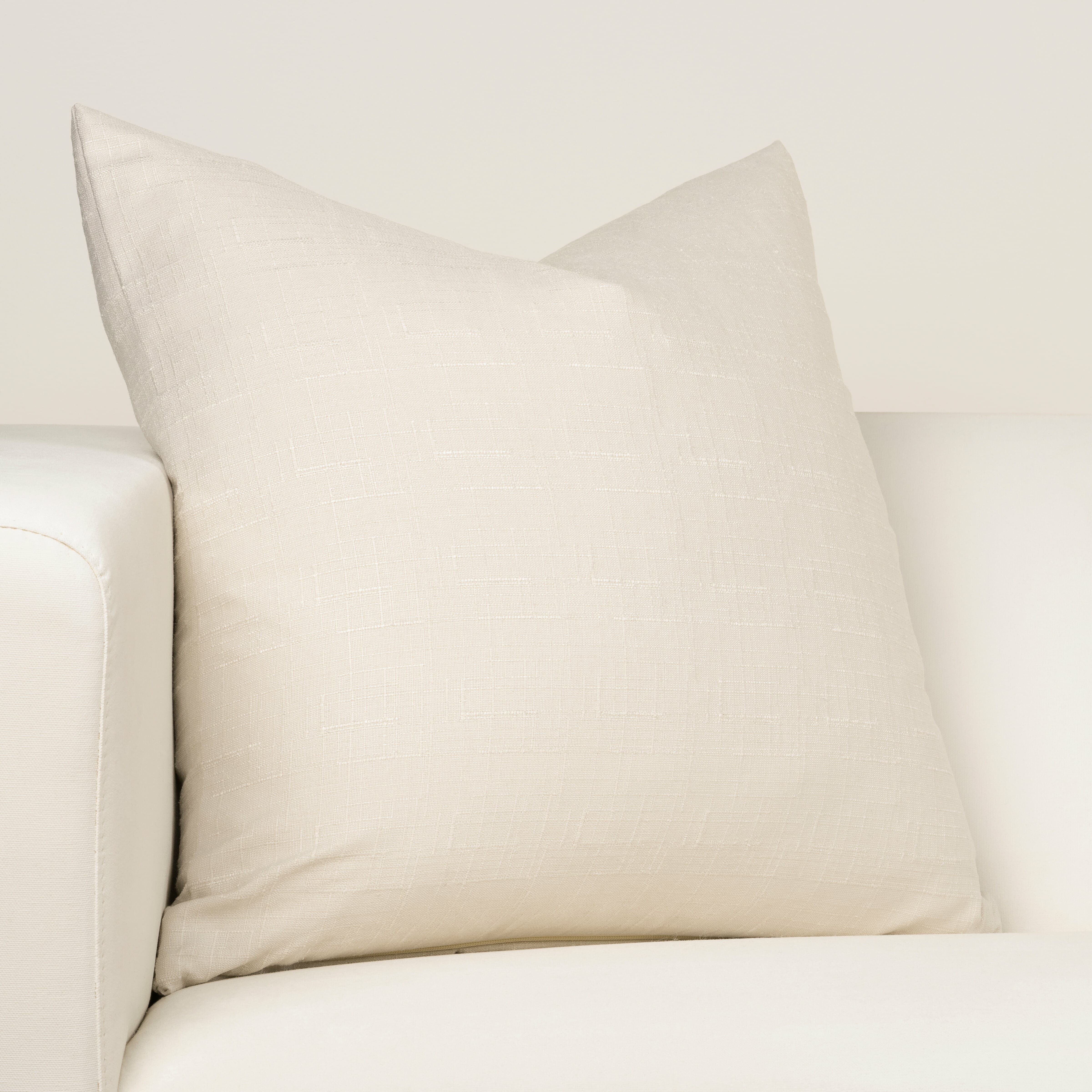 Large throw best sale pillows for couch