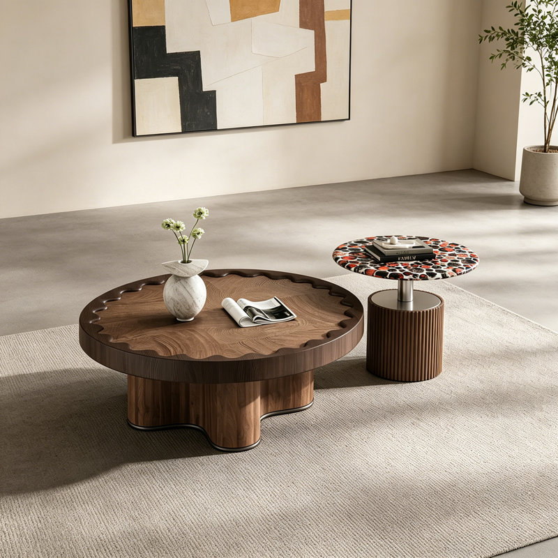 Table basse française à la mode et créative