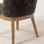 Chaises de salle à manger à dossier haut, revêtues de chenille, avec pieds en bois massif, hauteur d'assise de 45,7 cm (18 pouces).-133632339