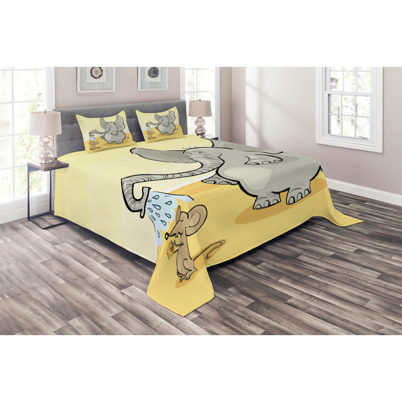 Kids Queen White Quilted Elephant Bedspread Set