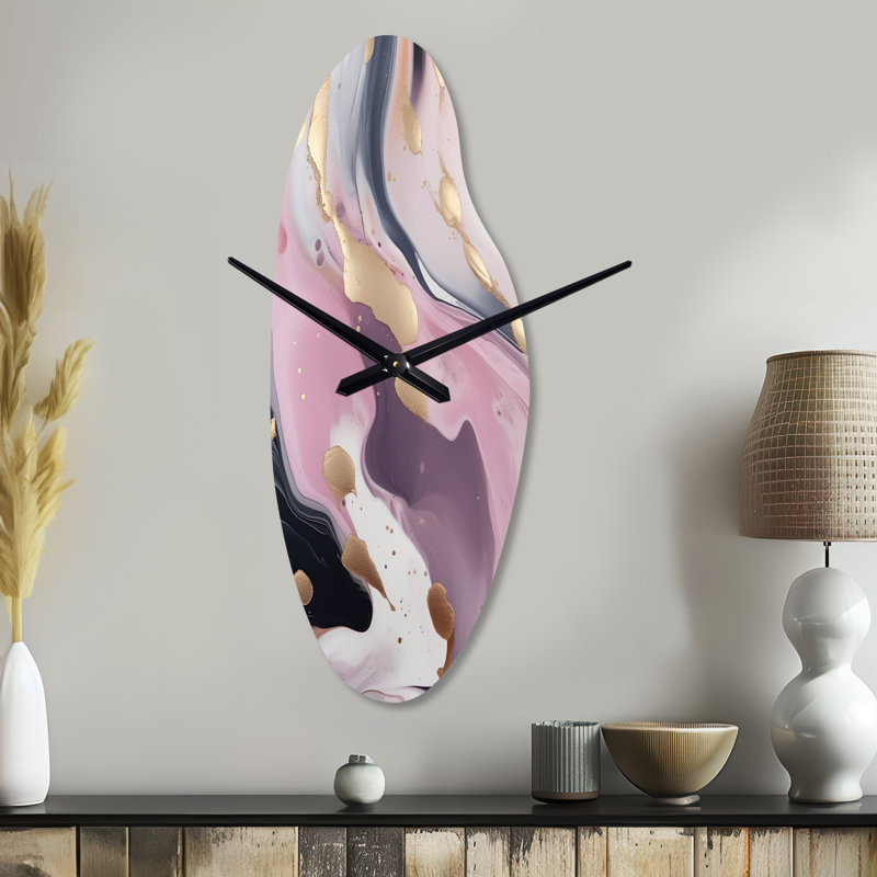 Horloge murale asymétrique en métal Dinges, Grand