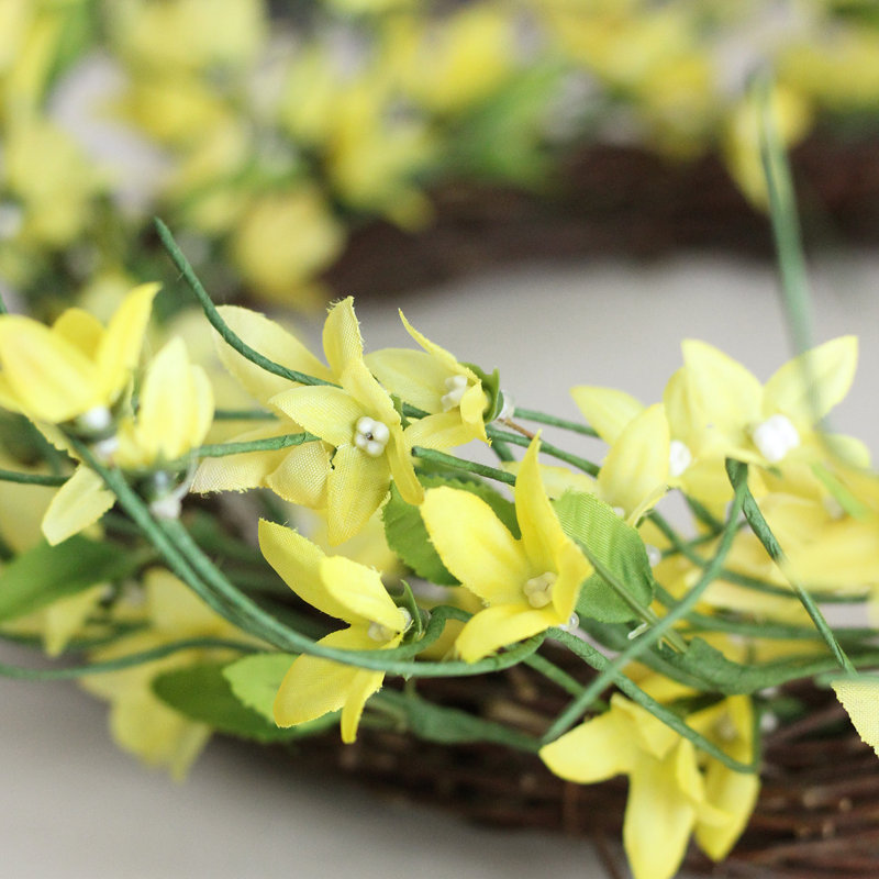 Couronne de fleurs artificielle Forsythia Twig - jaune 12 po