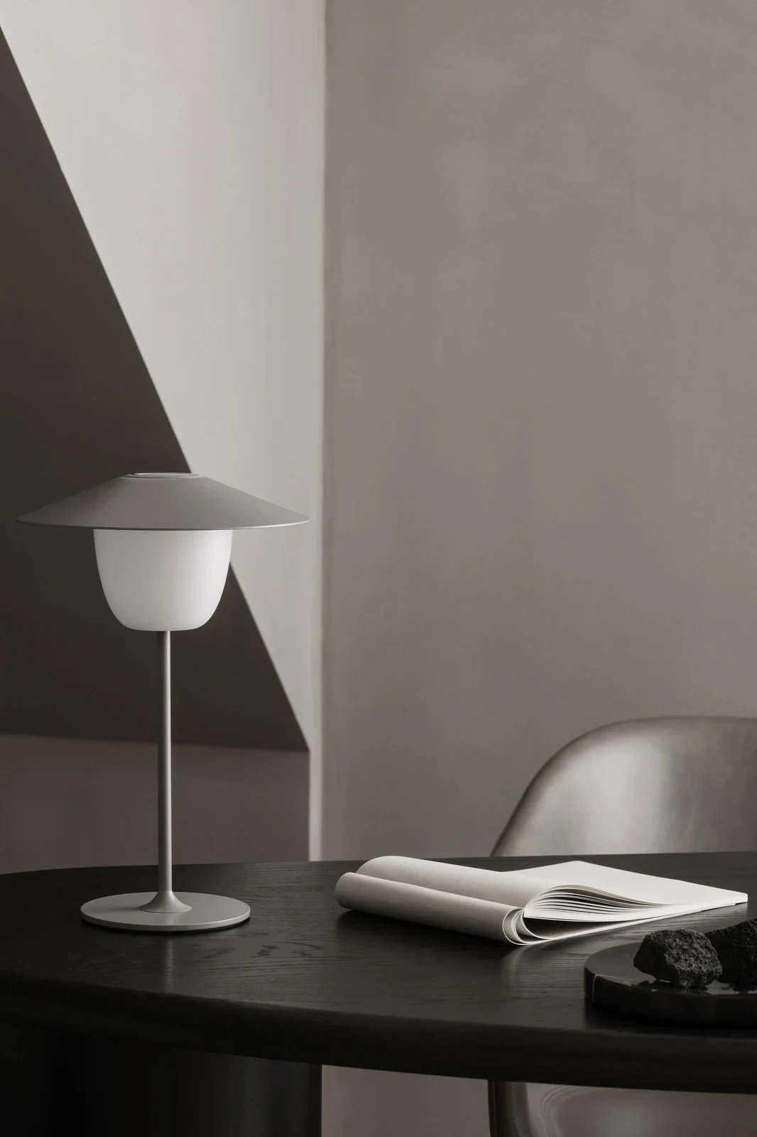 Ani Novelty Lamp, Satellite 