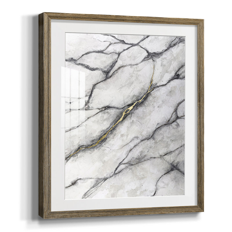 Marbre blanc II, Blanc, Papier avec cadre noyer, H 20 po x l 16 po