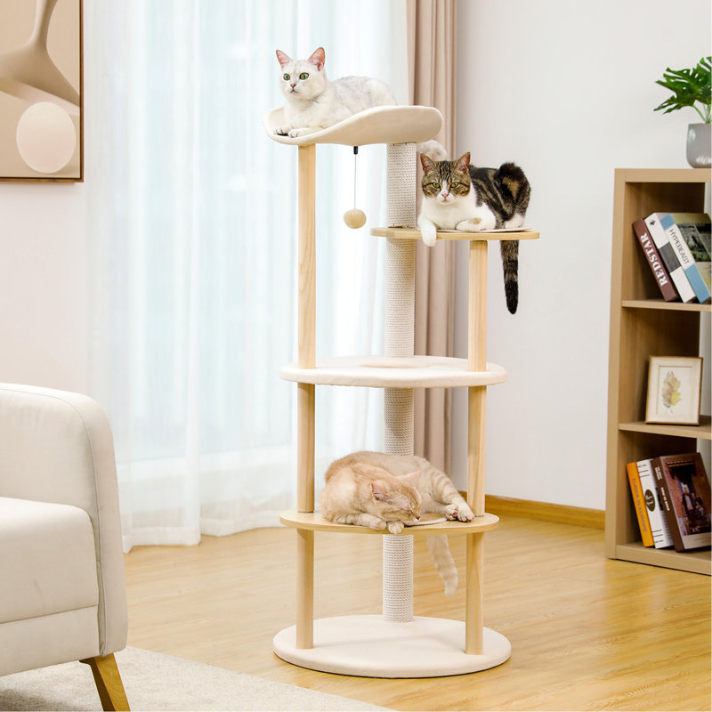 Tour de chat d'intérieur en bois surplombant 5 niveaux
