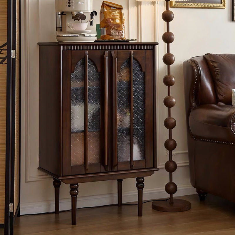 Armoire de coin 41,73 po H