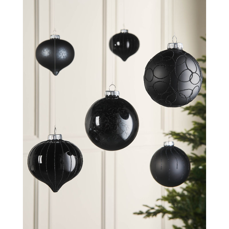 10.8cm Solid Colour Plastic / Acrylic Bauble, Black