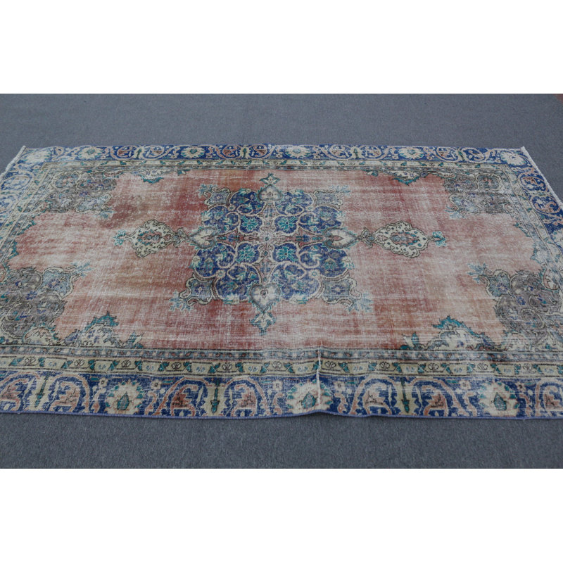 Grand tapis turc antique rouge idéal pour la chambre à coucher offrant une sensation de tapis organique surdimensionné à la main