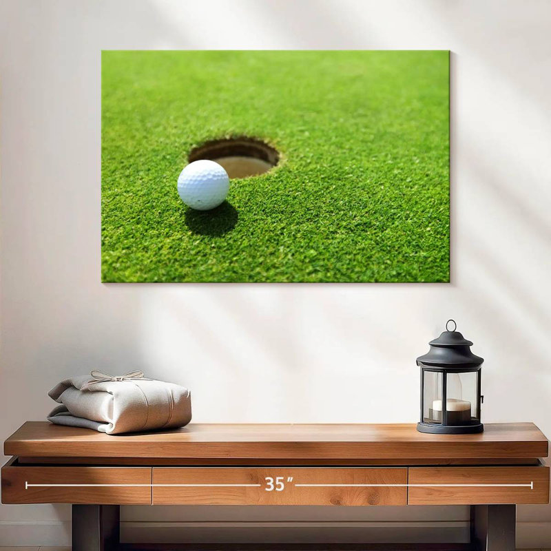 Sireci Golf Missed Shot, 16" H x 24" W