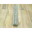 Tapis de couloir oriental blanc 2 pi 6 po x 8 pi blanc avec vert pin, 100% laine, tapis noué à la main, oxydé et patiné