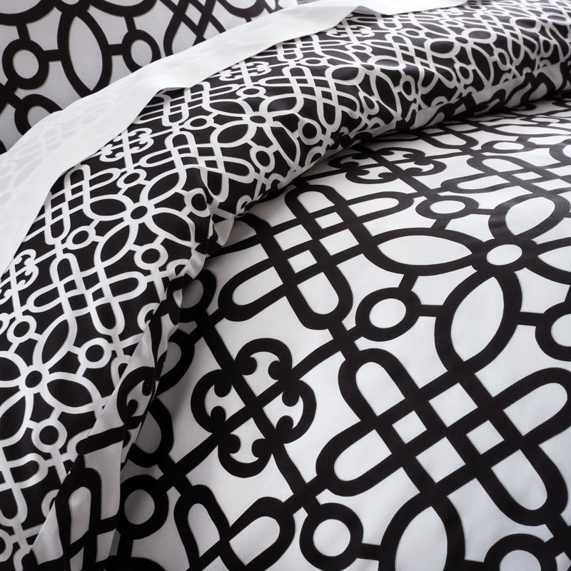 Medina Trellis Black/White Reversible Duvet Cover Set, Single - 1 Standard Pillowcase