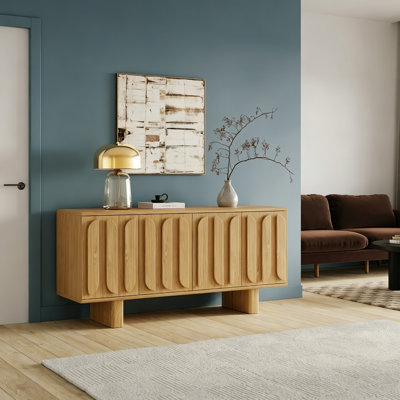 Large-Capacity Minimalist-Style Sideboard