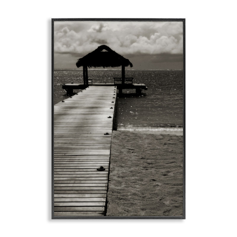 Covered Jetty Dock Grey Framed Giclee Art by Noah Bay, H 18 po x l 12 po, Giclée encadrée noir minuit