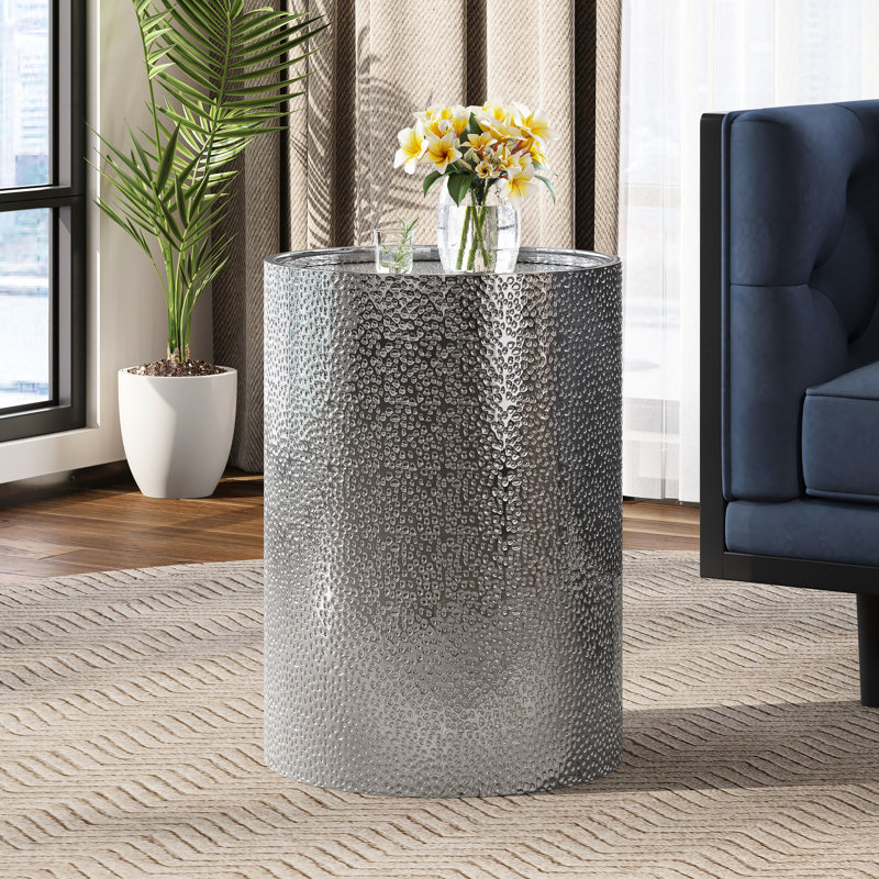 Modern Metal Accent Table, Hammered Texture, Iron Frame, 16.03"X16.03"X22.47", No Assembly Required, Silver