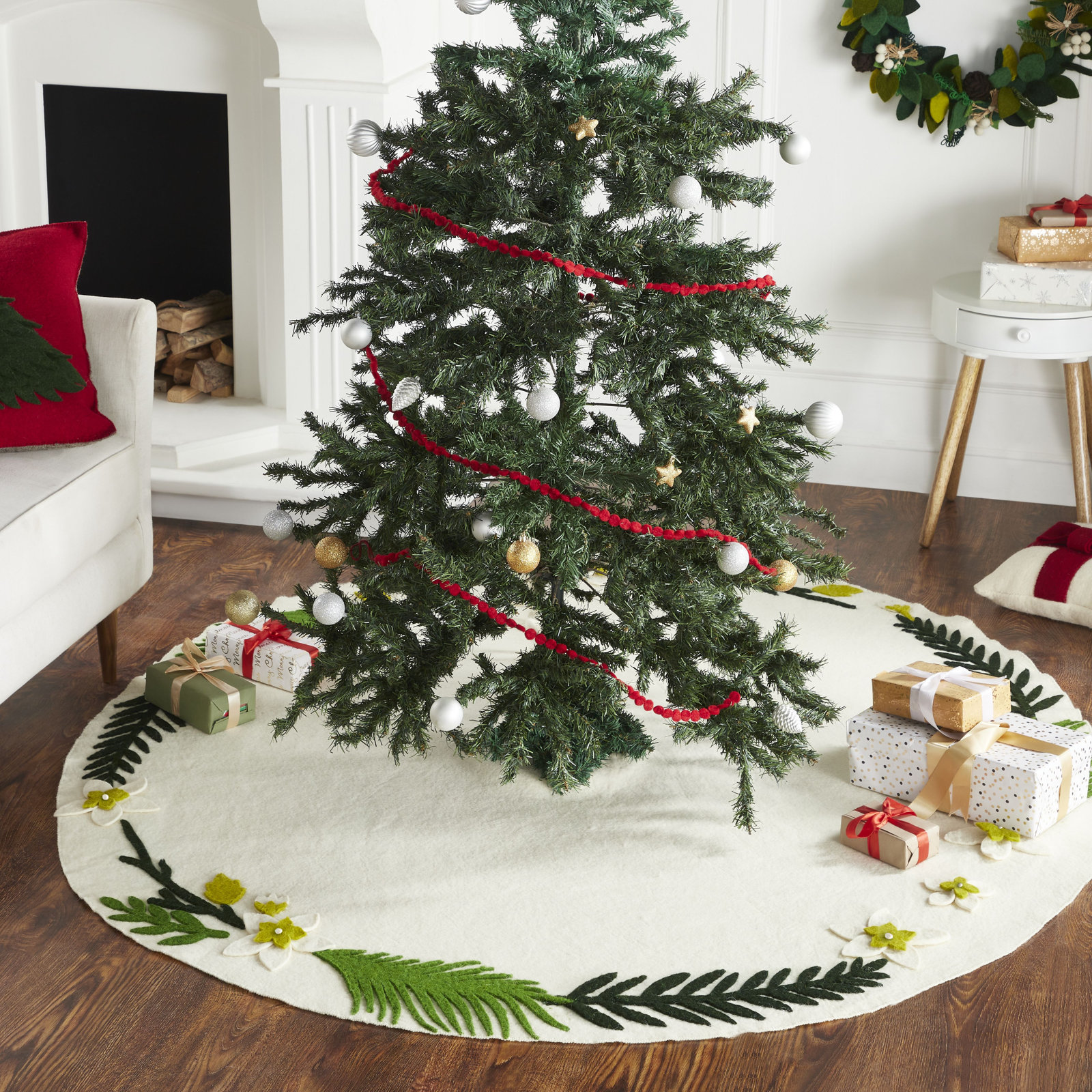 Handmade Greenery Wool Tree Skirt