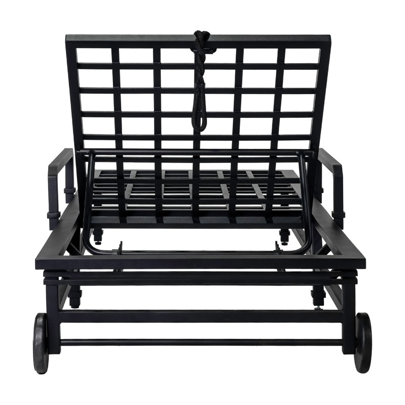 Eterna Outdoor Chaise Lounge