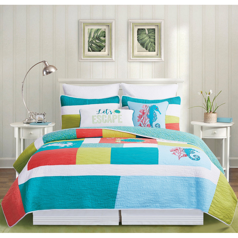 Santorini Cotton Reversible Quilt Set, King Quilt + 2 Standard Shams