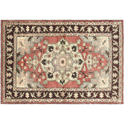 Tapis unique en laine noué à la main des années 1960 de 3 pi 10 po x 5 pi 11 po en rouge / brun / beige