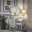 Tabouret de coiffeuse, similicuir beige classique avec cadre argent brossé et garniture cloutée | Chambre à coucher | Beige | Similicuir