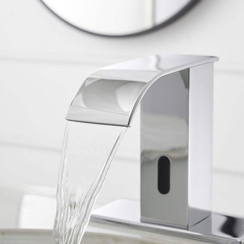 Single-Hole Bathroom Faucet with Drain Assembly, Chrome