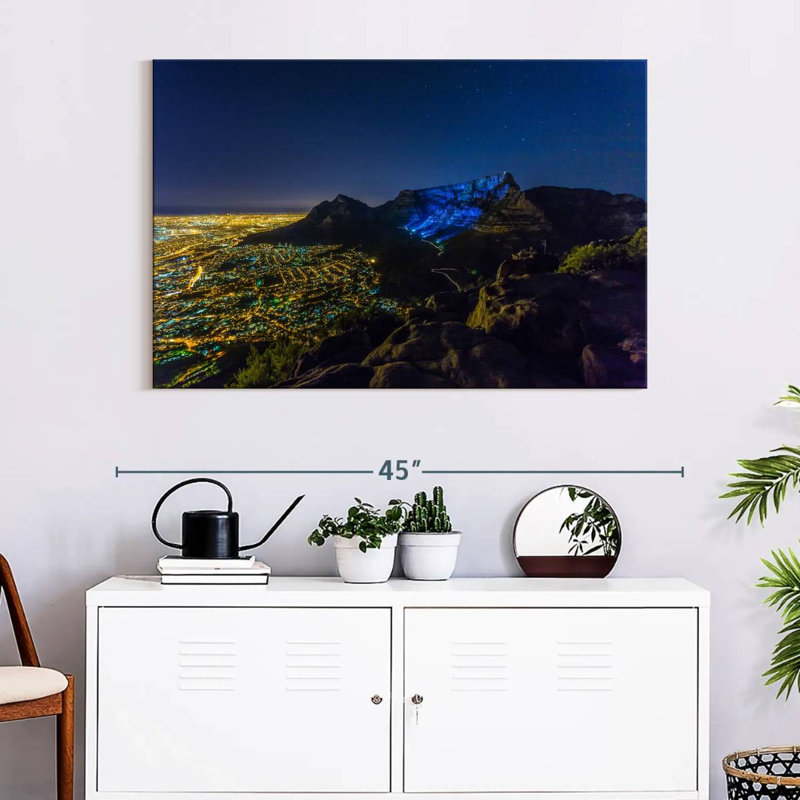 Lilie Cape Town Evening, 26" H x 39" W
