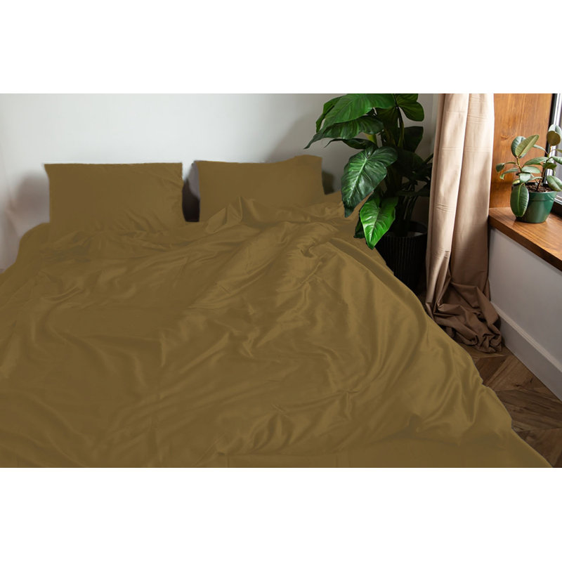 Luxury Deep Pockets Silky Satin Feel Sheet Set, King Sheet Set with 2 Pillowcases, Gold
