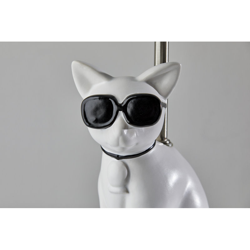 Akon Resin Novelty Lamp