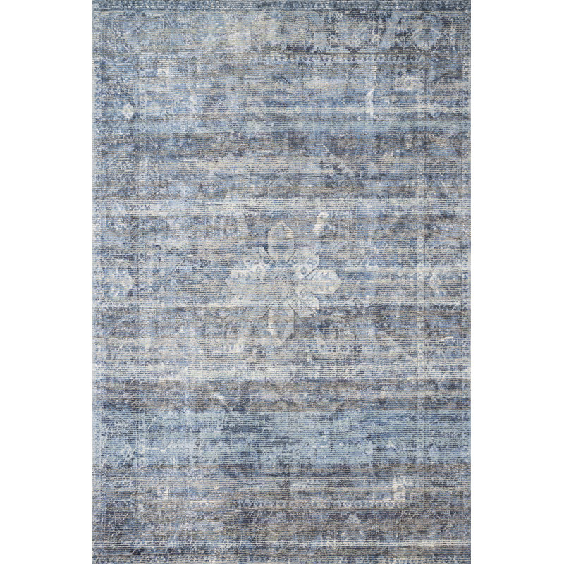 Helder Oriental Indoor Rug, Rectangle 5' x 7'6"
