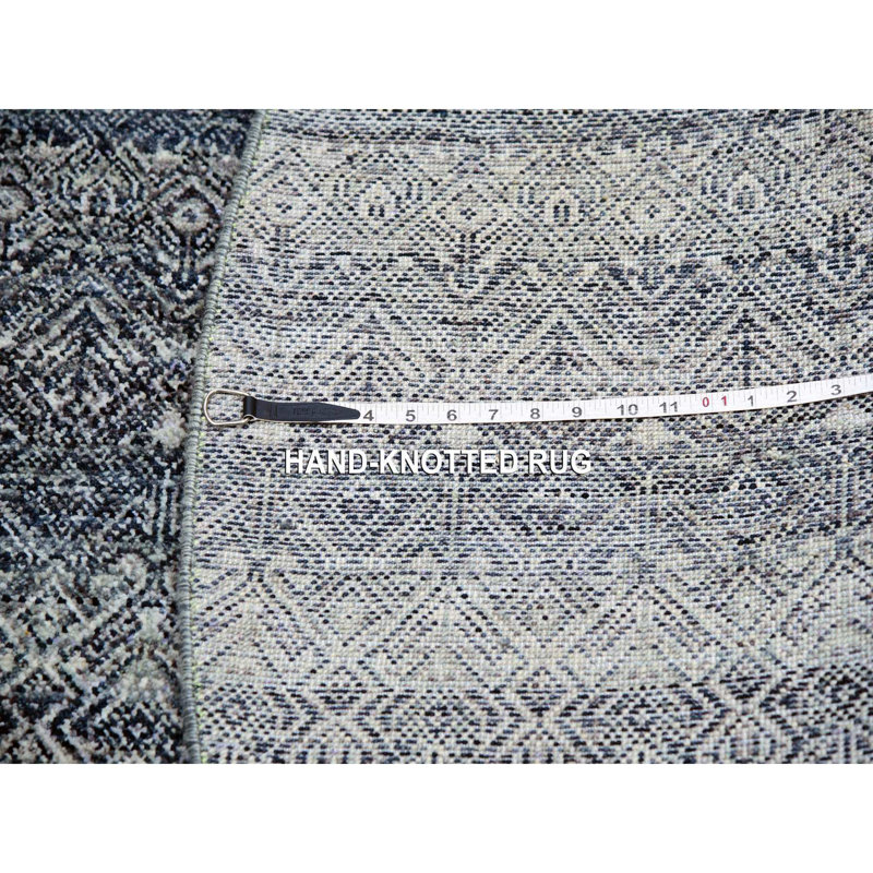Tapis unique gris de 6 pi x 6 pi Lympsham