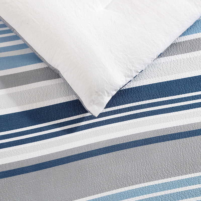 MF Lightweight TOB Nautica Seersucker Blue Striped Comforter Set, King Comforter + 2 King Shams