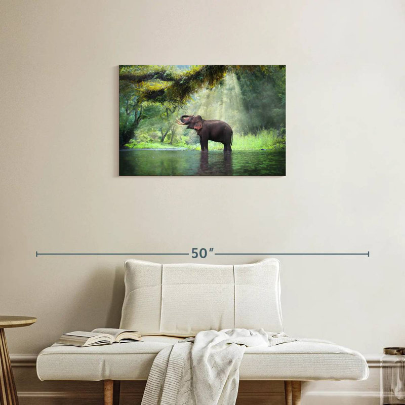 Éléphant dans la forêt, H 20 po x l 30 po