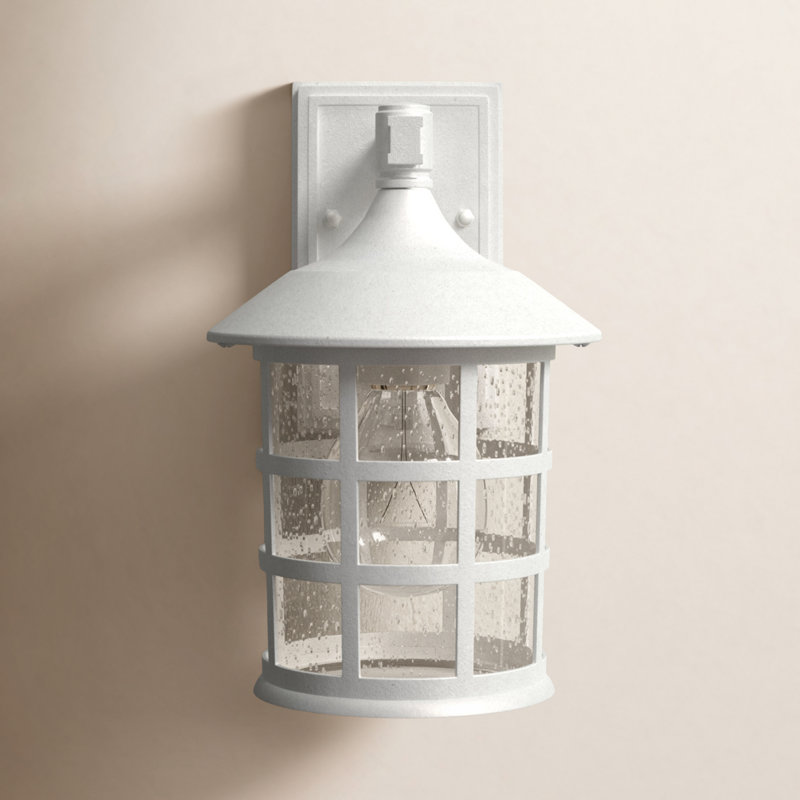 Lanterne murale d'extérieur Freeport, H 9,25 po x l 6 po x P 7 po, Médium, Noir