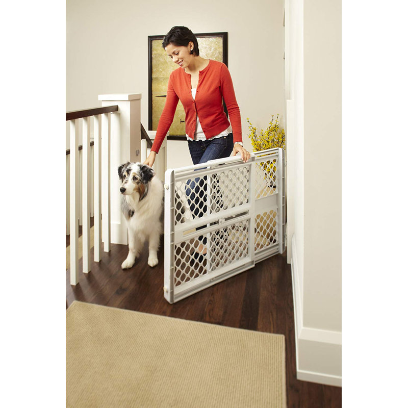 Plastic Pressure Mounted Pet Gate