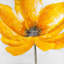 Grande fleur jaune - décor de salle de bain gris avec imprimé mat-140696773-140696770
