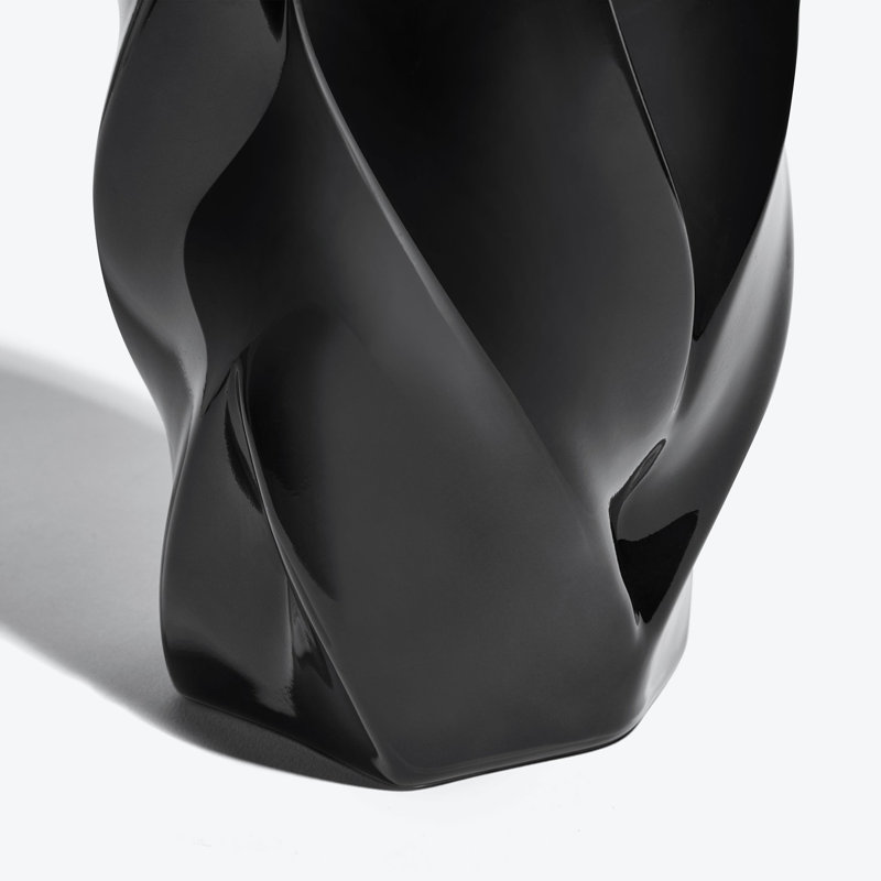 BRAID Porcelain Table Vase, Black