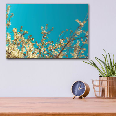 Art mural en verre épique «Cherry Tree Blossoms» par Sonja Quintero, 16 po x 12 po