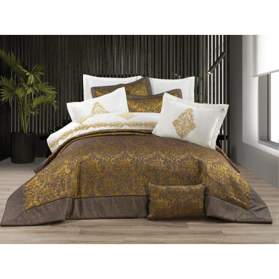 Polyester Standard Coverlet
