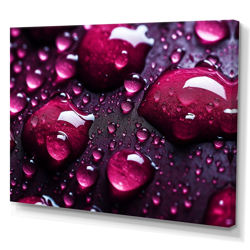 Rose rouge avec gouttes de pluie sur fond noir VI sur toile, H 24 po x l 32 po x P 1 po, Toile tendue