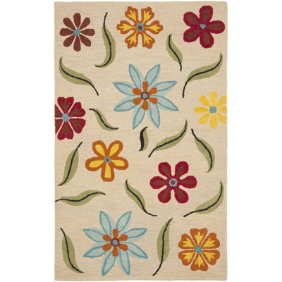 Emrick Hand Hooked Wool Floral Rug