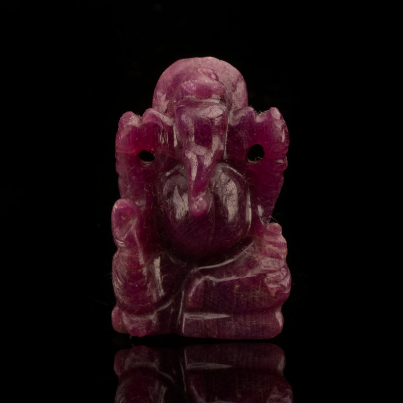 Figurine rubis